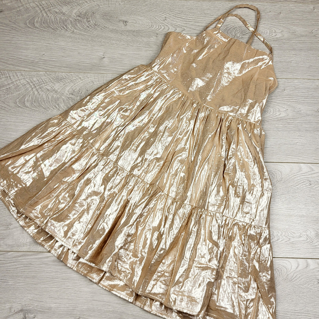 BNG3 - Gap metallic tiered dress. Size 6/7