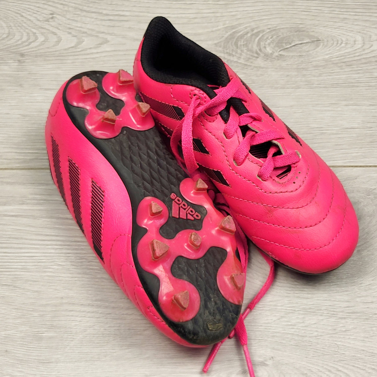 BNG4 - Adidas pink soccer cleats. Size 11