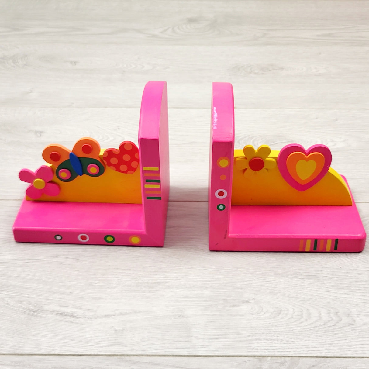 ZPXT3 - Pink wooden bookends. Local pick up or delivery only