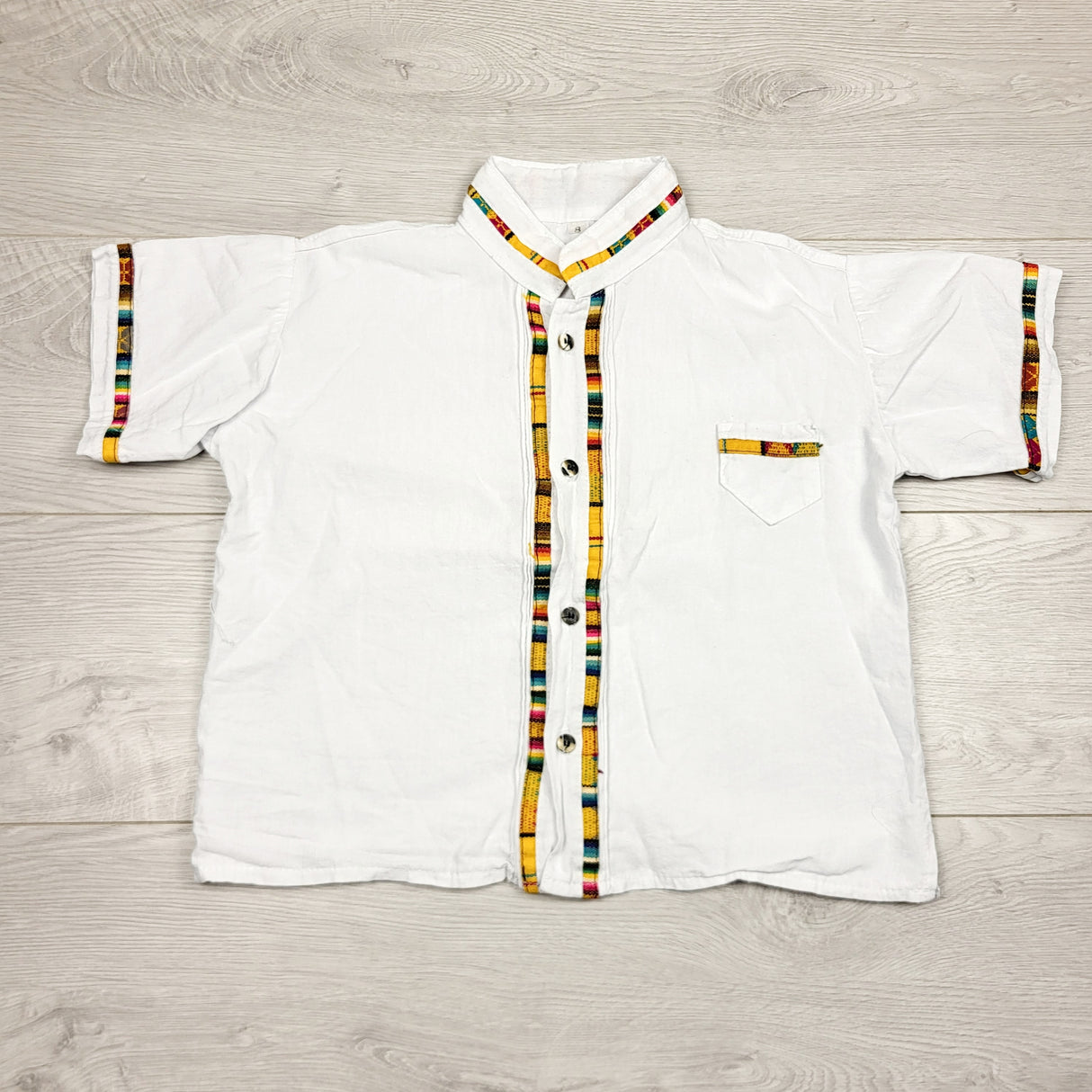 DPAR2 - White Mexican button down Guayaberas style shirt with rainbow trim. Size 8