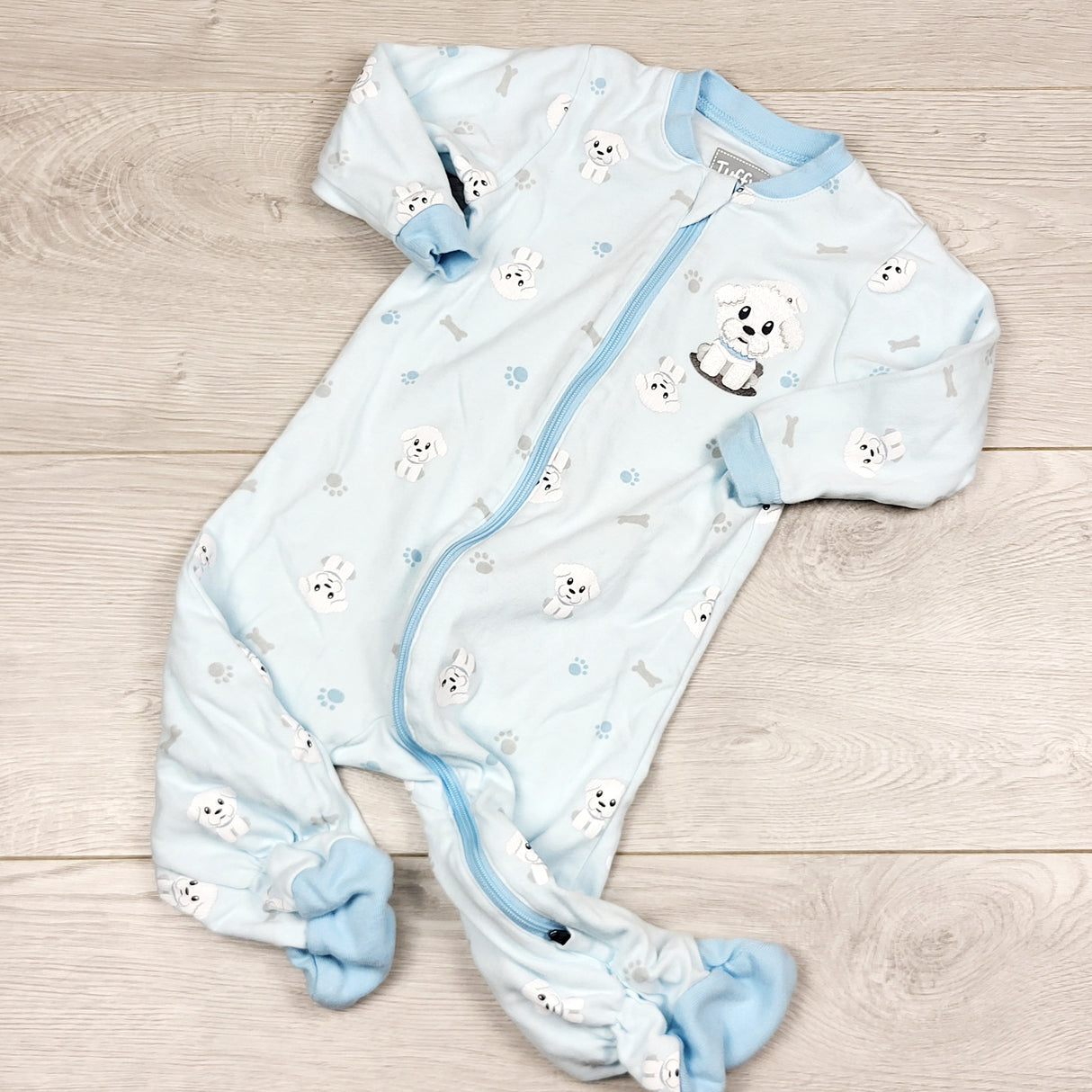 ECRS2 - Tuffy light blue zippered cotton sleeper with dogs. Size 6 months