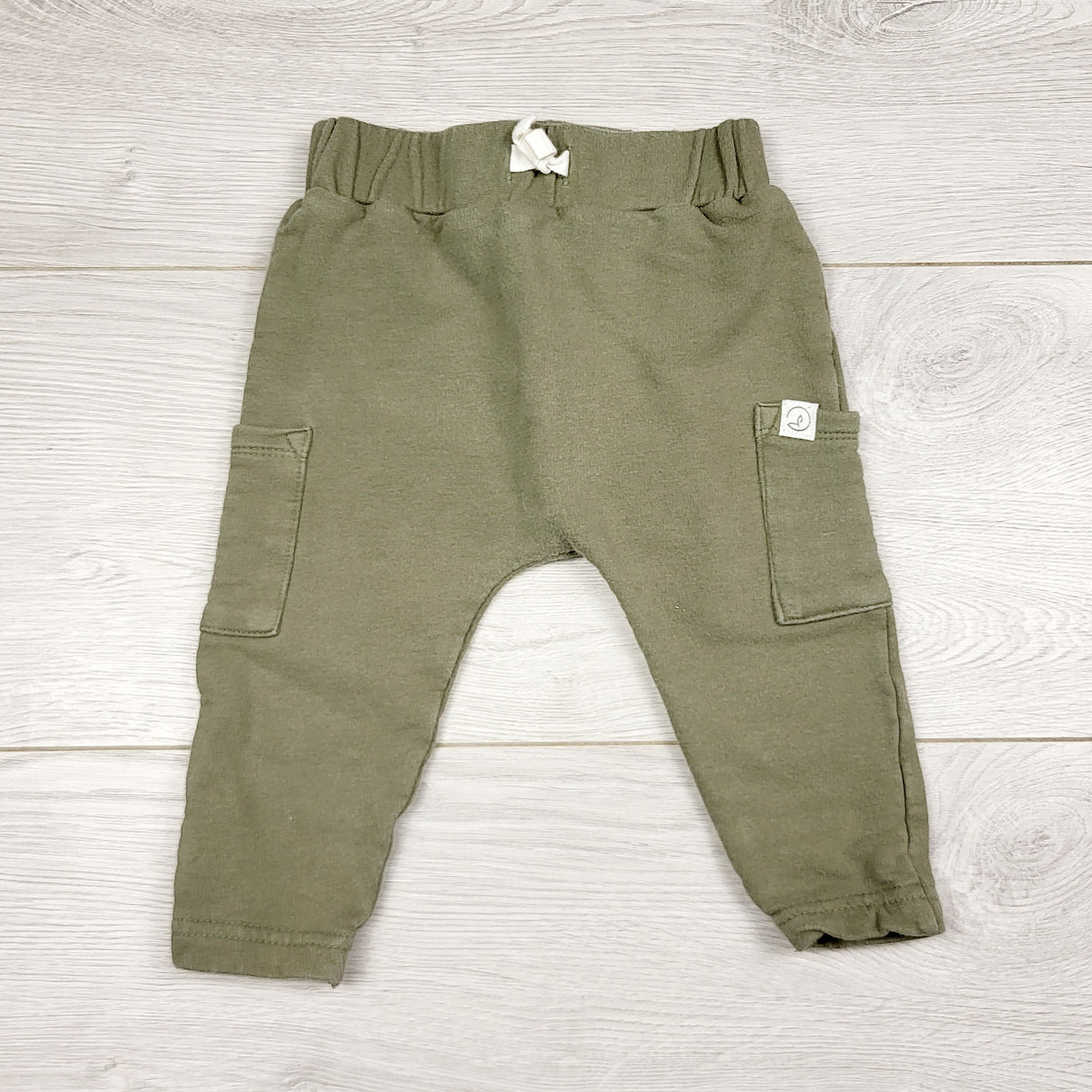 ECRS2 - Little Planet olive green cotton pants. Size 6 months