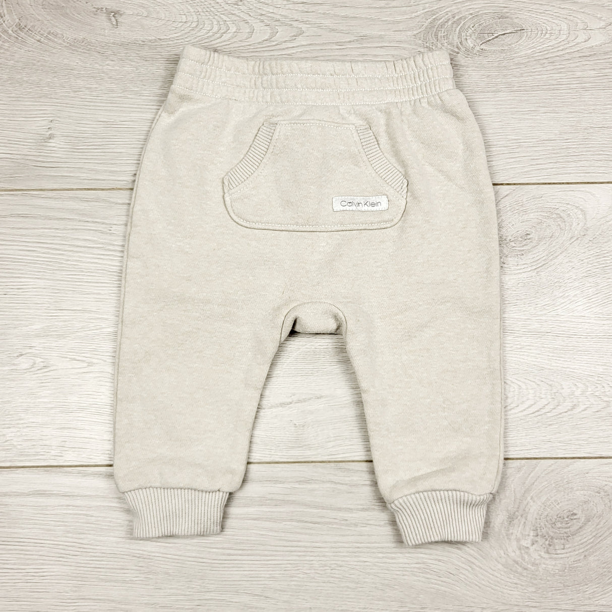 ECRS2 - Calvin Klein beige sweatpants. Size 3-6 months