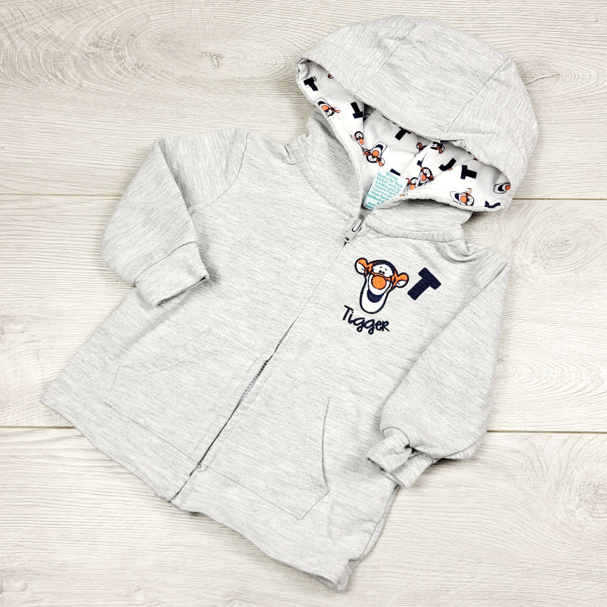 ECRS2 - Disney grey cotton zip up Tigger hoodie. Size 9 months