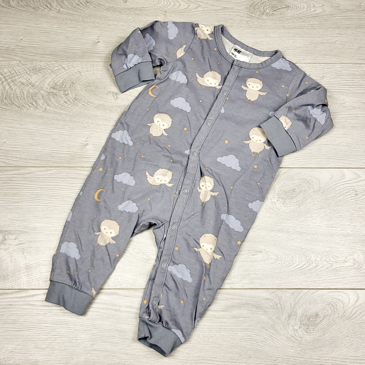 ECRS2 - H and M sleeper with owls. Size 4-6 months