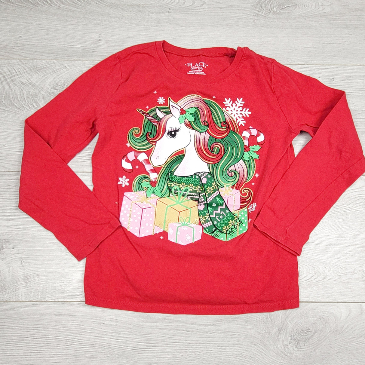 RMAZ2 - Children's Place red t-shirt with Christmas unicorn. Size 5/6