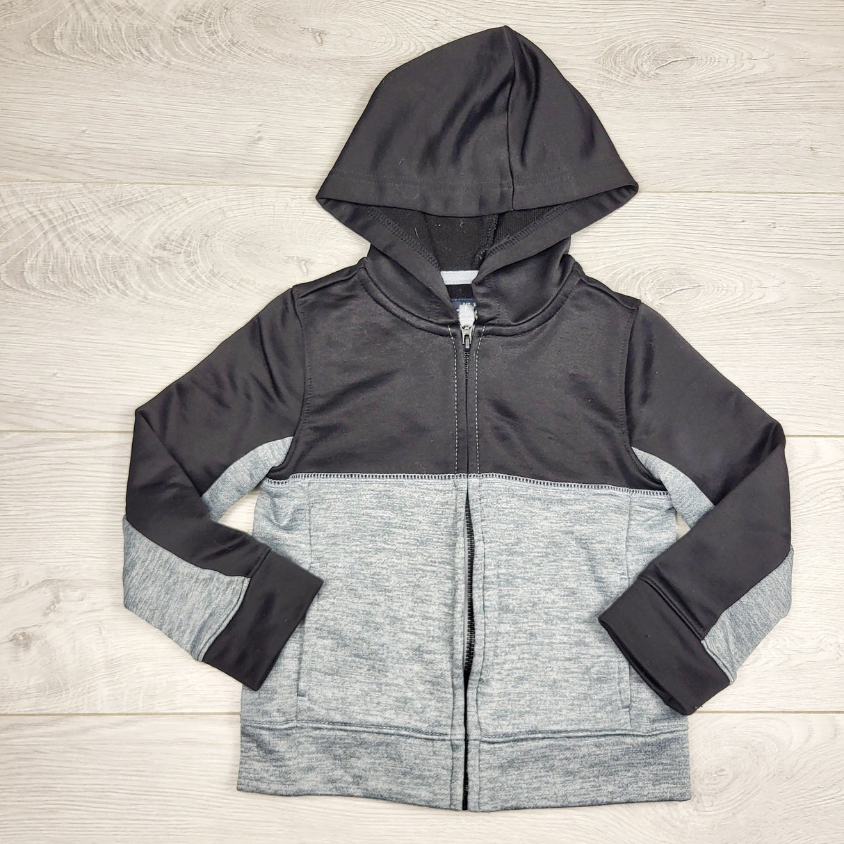 RMAZ2 - Oshkosh grey and black zip up active hoodie. Size 3T