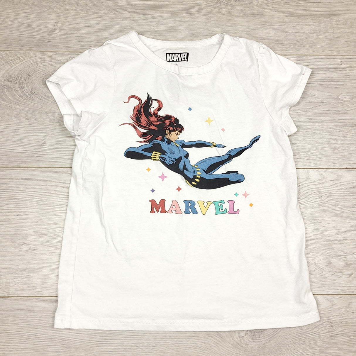 KTBL22 - Marvel white Black Widow t-shirt. Size 6