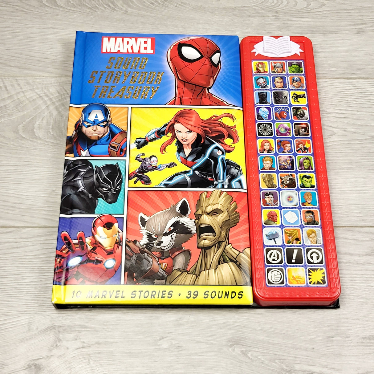 MHAN4 - Marvel Sound Storybook Treasury. Large play-a-sound book