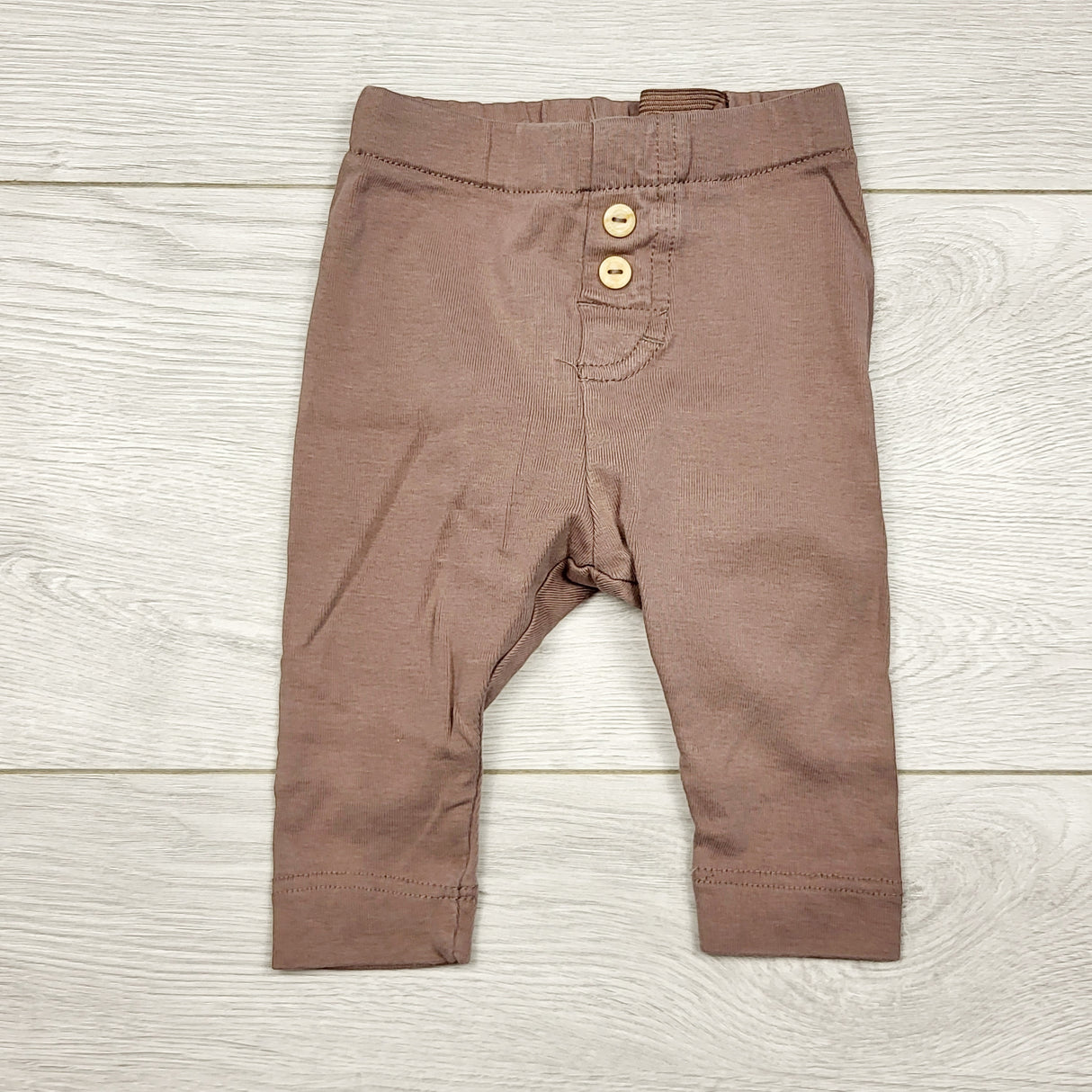 ECRS3 - H and M brown organic cotton leggings with buttons. Size 2-4 months