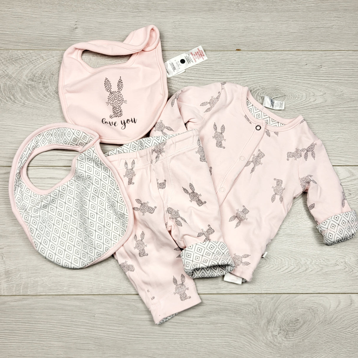 ECRS33 - Petit Lem reversible 3pc set with bunnies. Newborn size