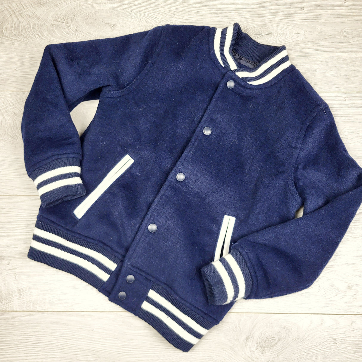 DPAR3 - Gap navy wool blend bomber / varsity jacket. Size small (6/7)