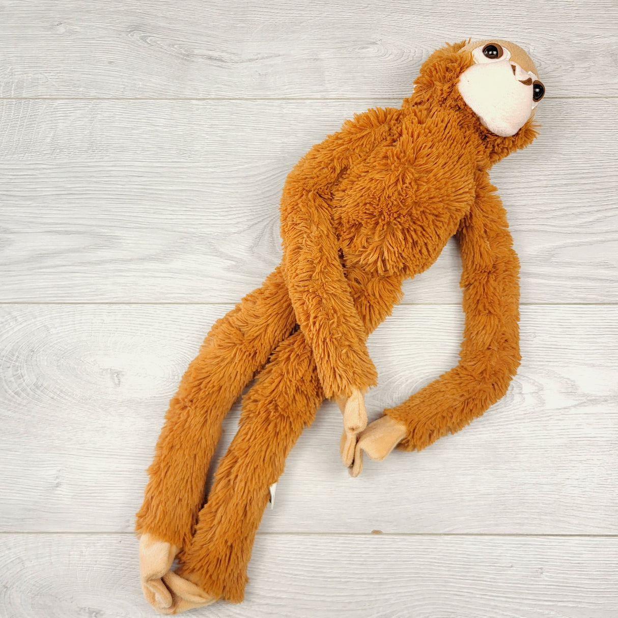 RMAC1 - NEW - Wild Republic Hanging 20" Orangutan Plush