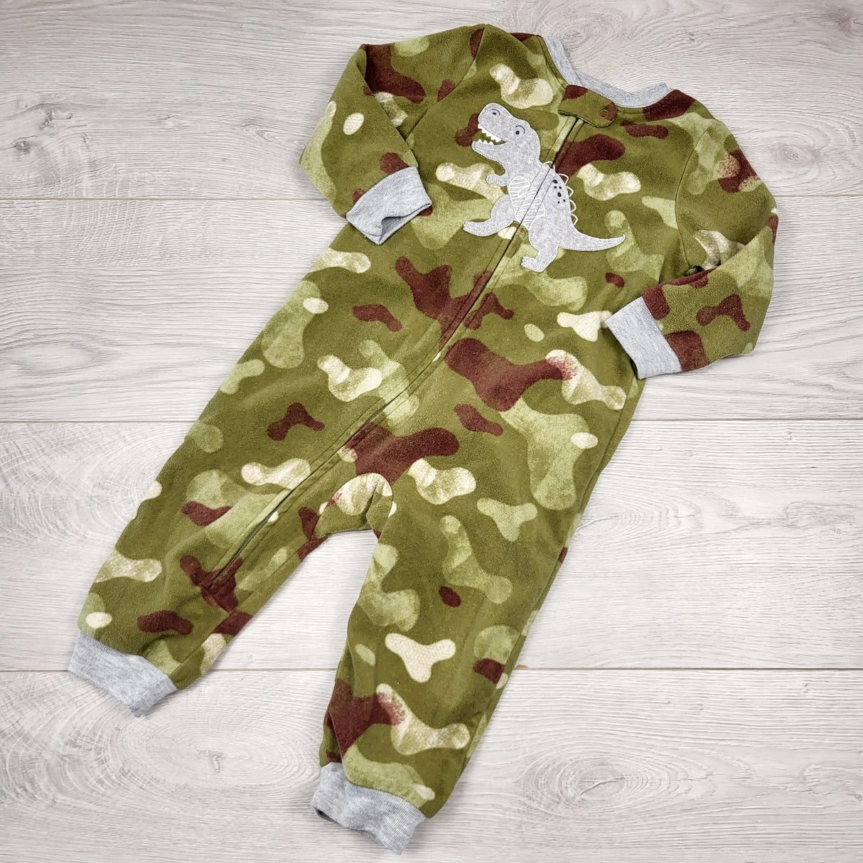 LMAC1 - Carters green camouflage zippered fleece sleeper. Size 18 months