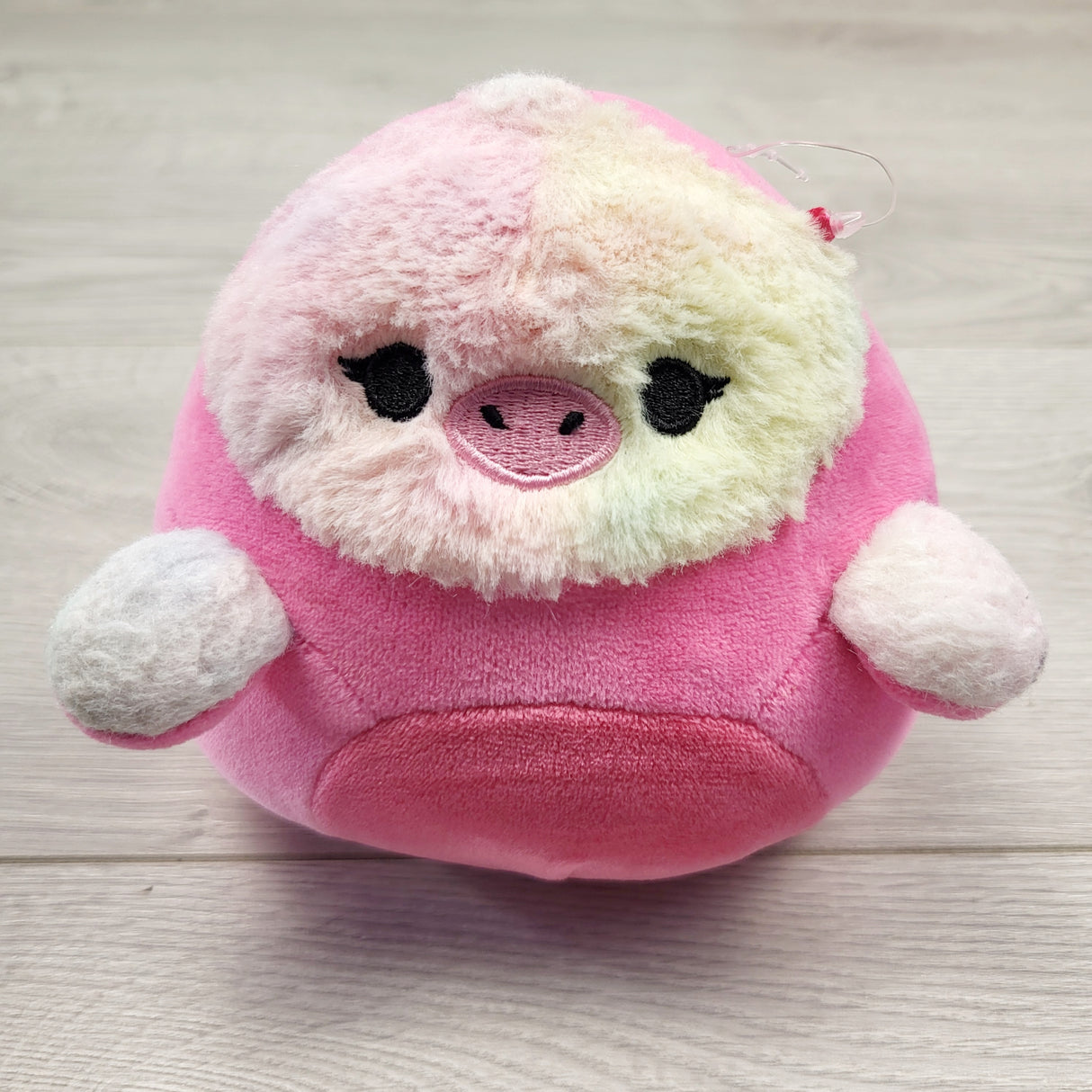 RBRSN2 - Squishmallow 7.5 inch yeti plush