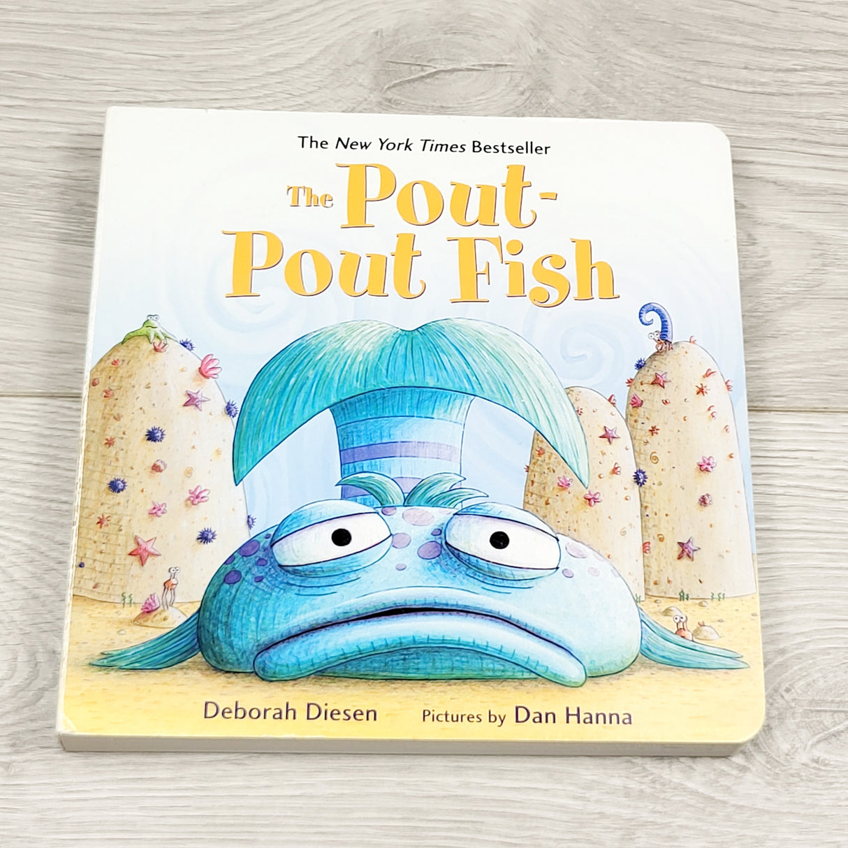 SRIS2 - The Pout-Pout Fish. Board book