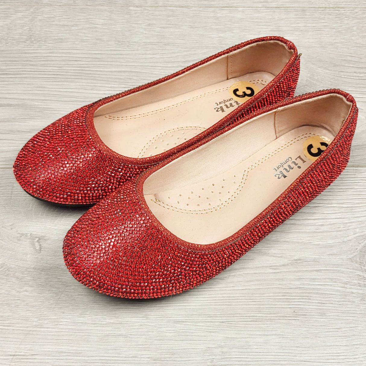 RMAC2 - Link red bedazzled flats. Youth size 3