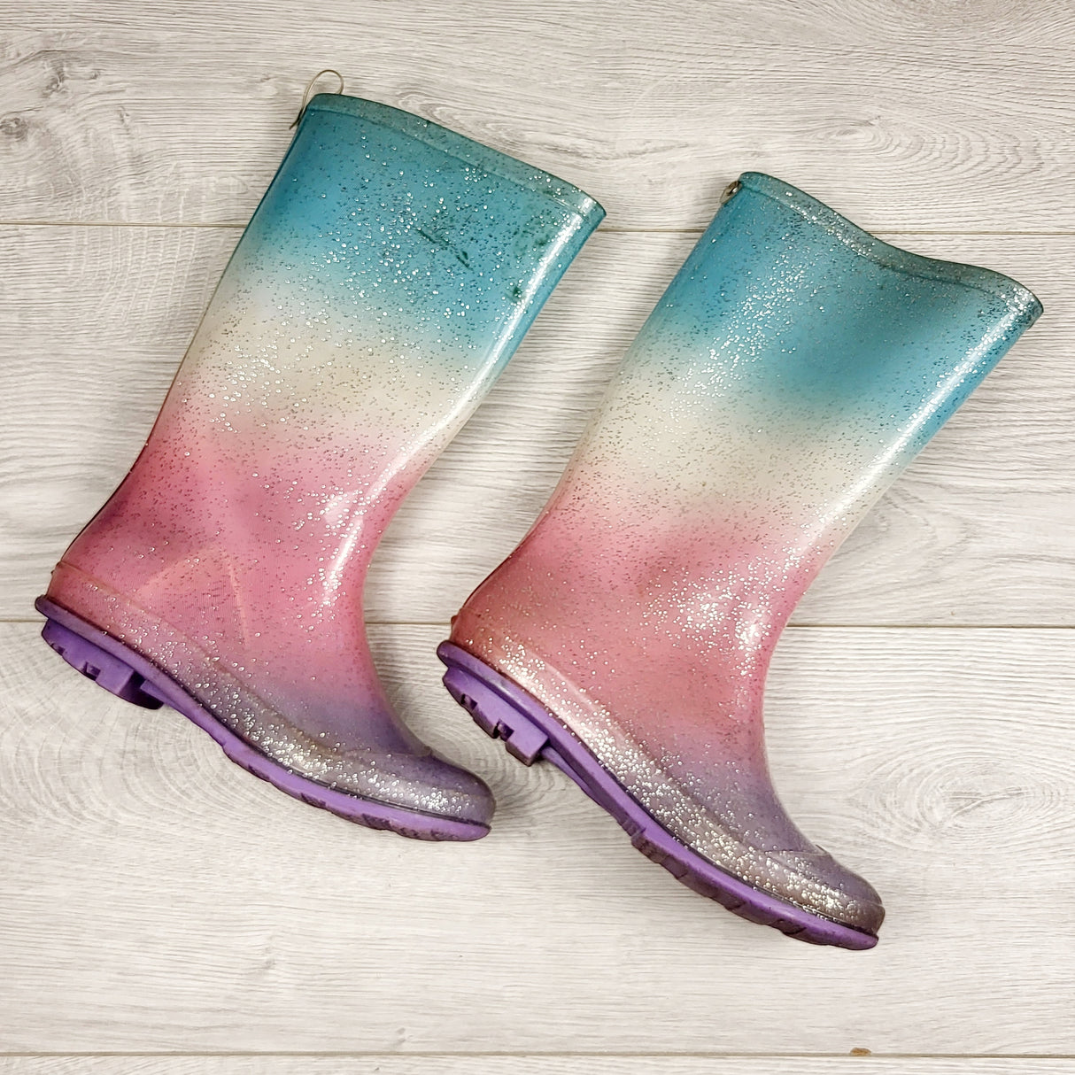 RMAC2 - Rainbow striped rain boots. Youth size 2