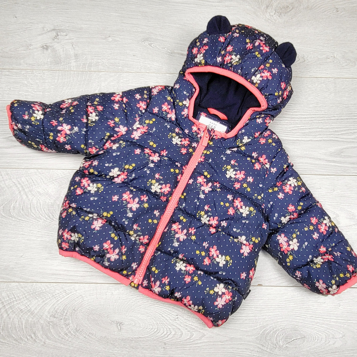 ECRS4 - Gap navy floral print fleece lined Cold Control puffer jacket. Size 12-18 months