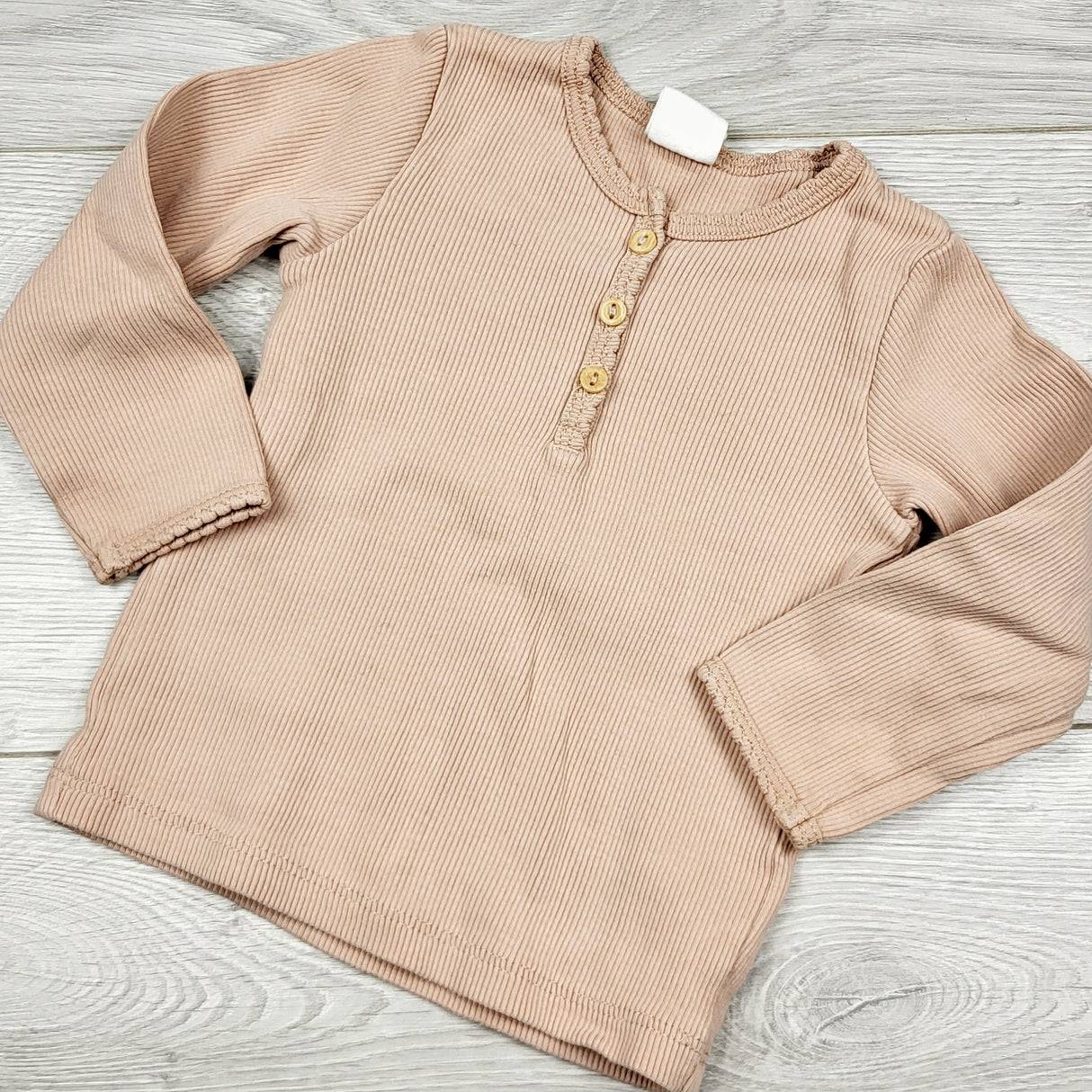 ECRS4 - H and M pink ribbed long sleeved top. Size 4-6 months