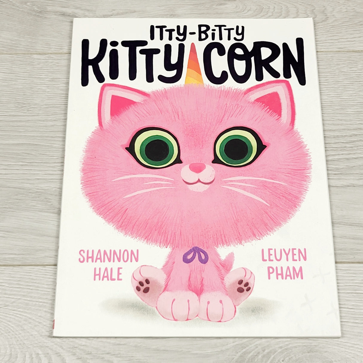 CKFT1 - Itty-Bitty Kitty Corn. Soft cover book