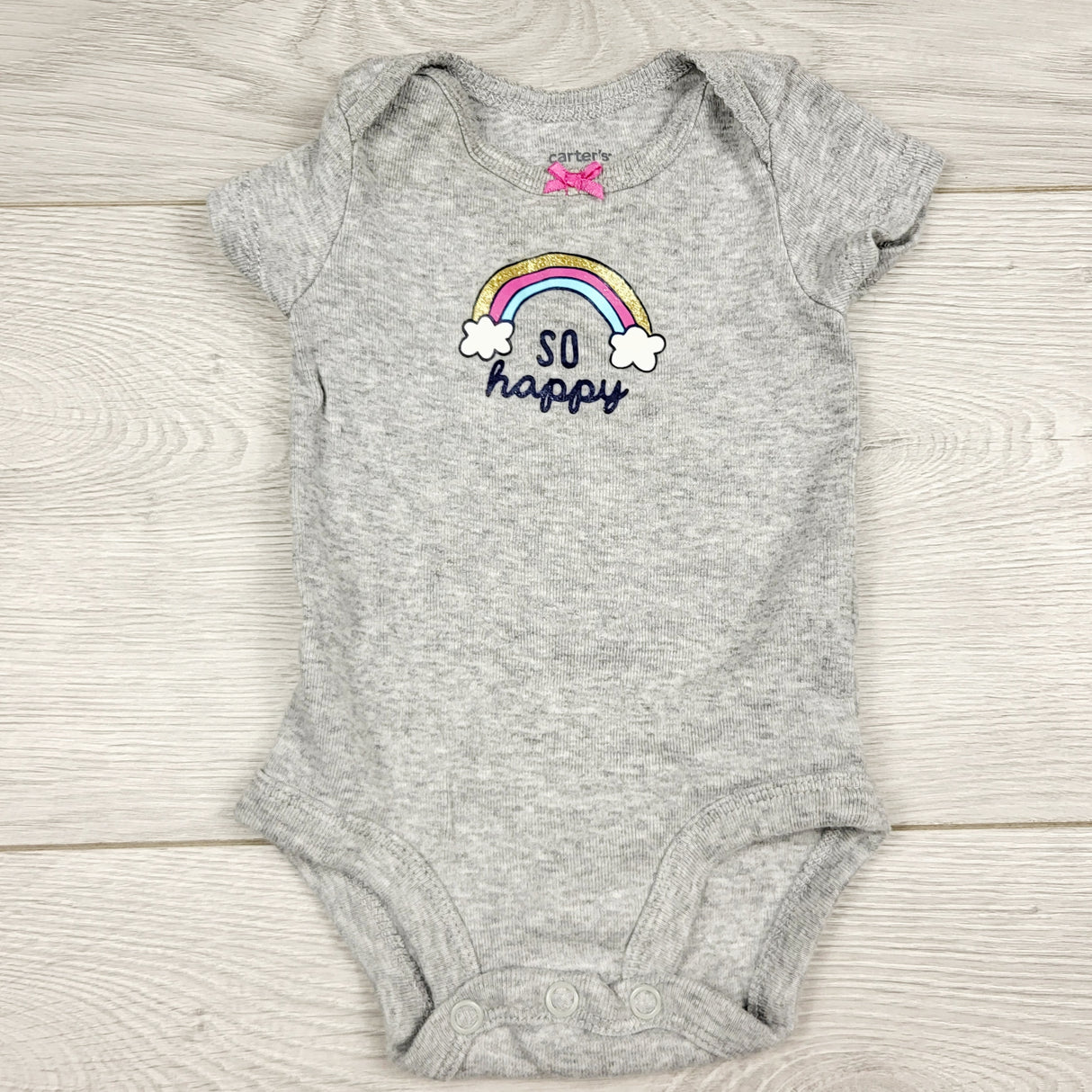 JGIB1 - Carters grey "So Happy" bodysuit with rainbow. Newborn size