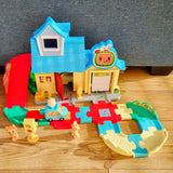 SBWN1 - VTech CoComelon Go! Go! Smart Wheels JJ's House Track Set. Local pick up or delivery only