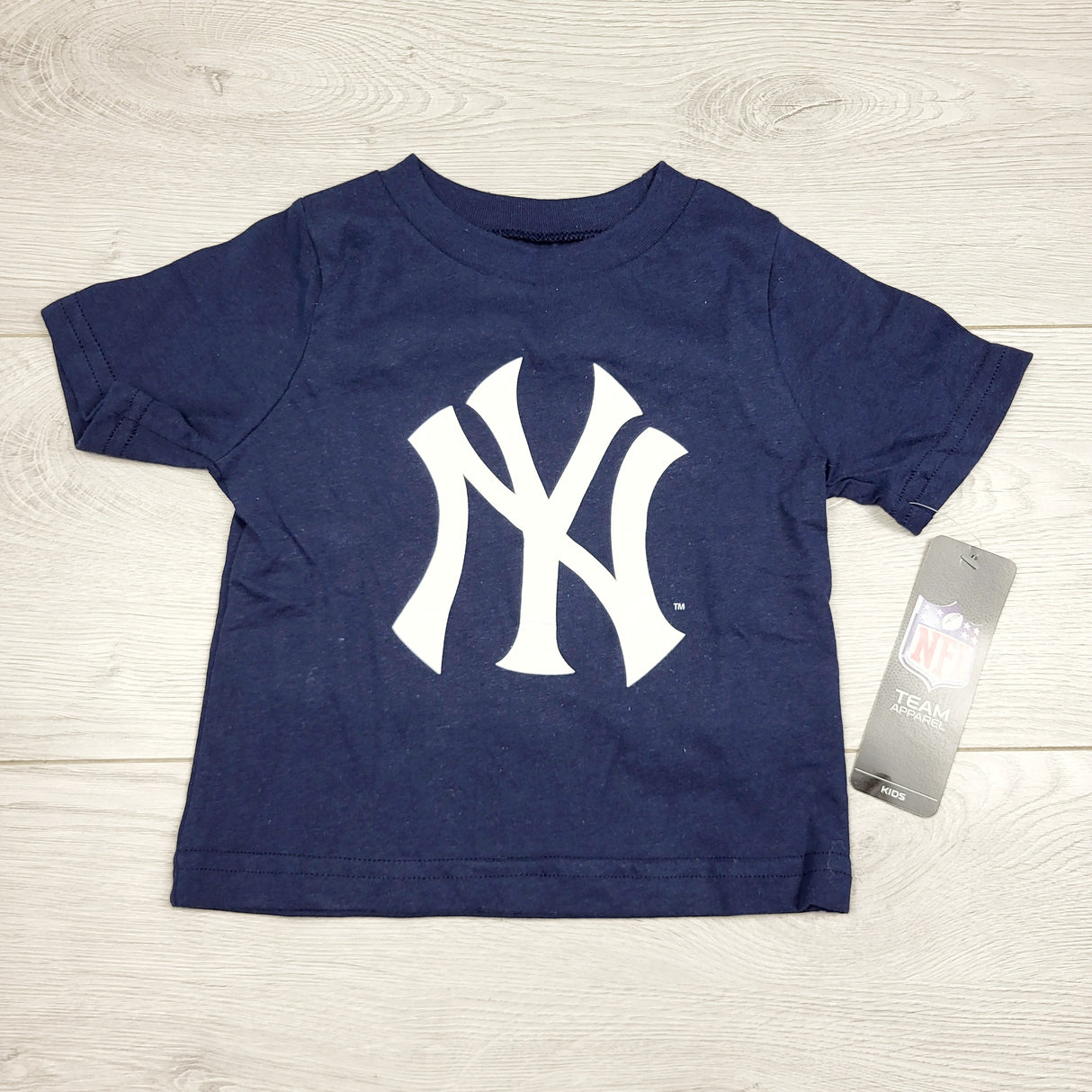 LMTY1 - NEW - Navy New York Yankees t-shirt. Size 12 months