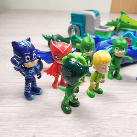 CBT2 - PJ Masks lot