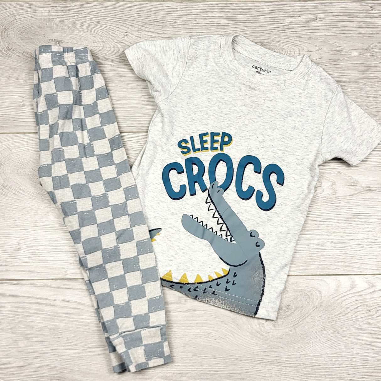 RUBH1 - Carters grey 2pc "Sleep Crocs" cotton PJs. Size 18 months