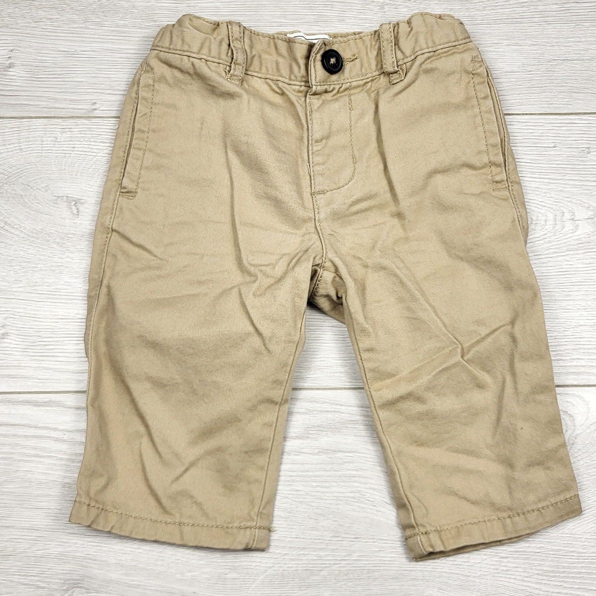 RUBH2 - Children's Place khaki pants. Size 6-9 months