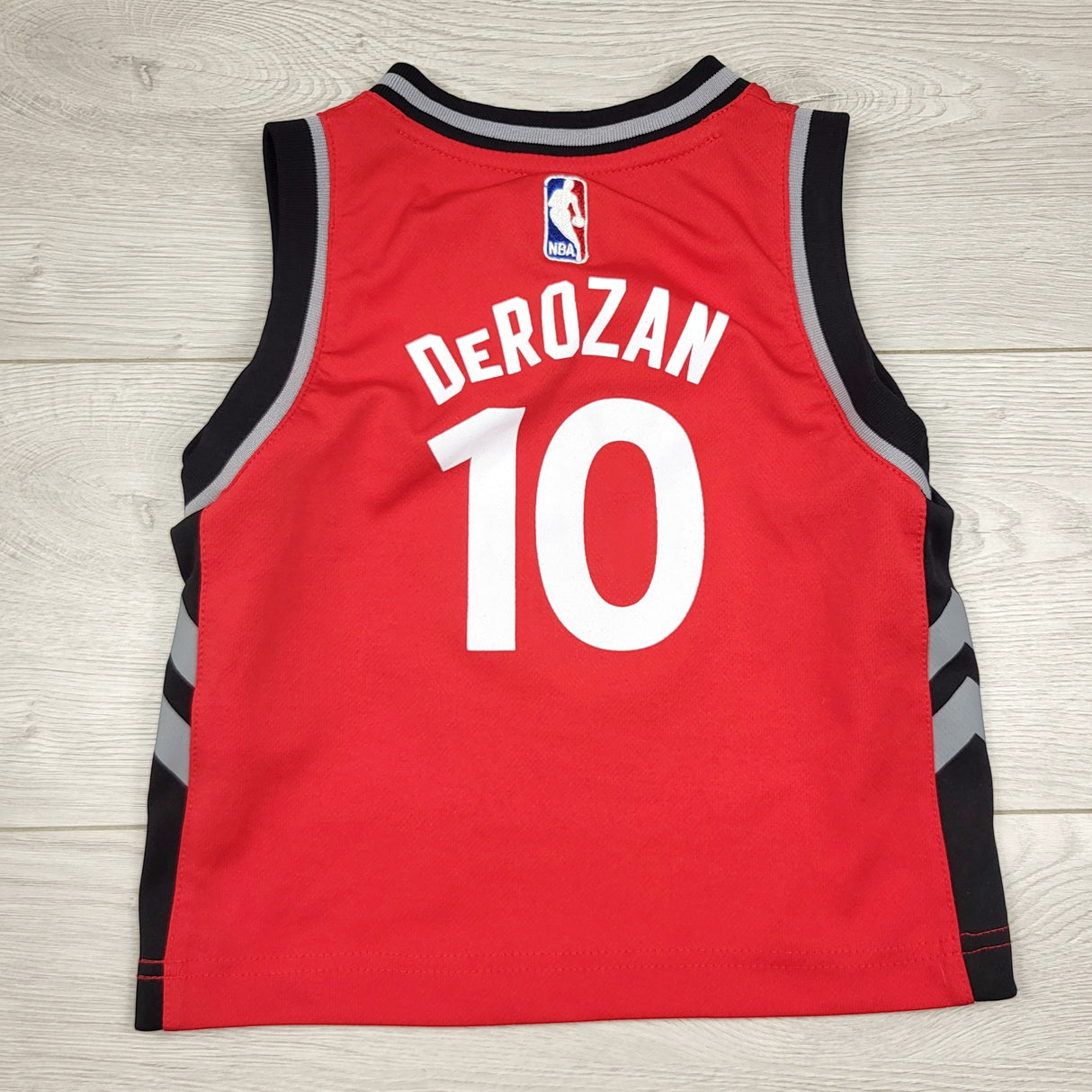 DMKY2 - Adidas DeMar DeRozan Toronto Raptors  Swingman Jersey. 3T