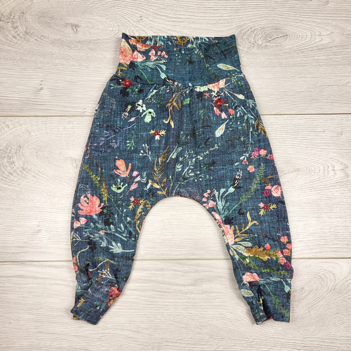 DMKY22 - Three of a Kind handmade floral print pants. Size 3-6 months