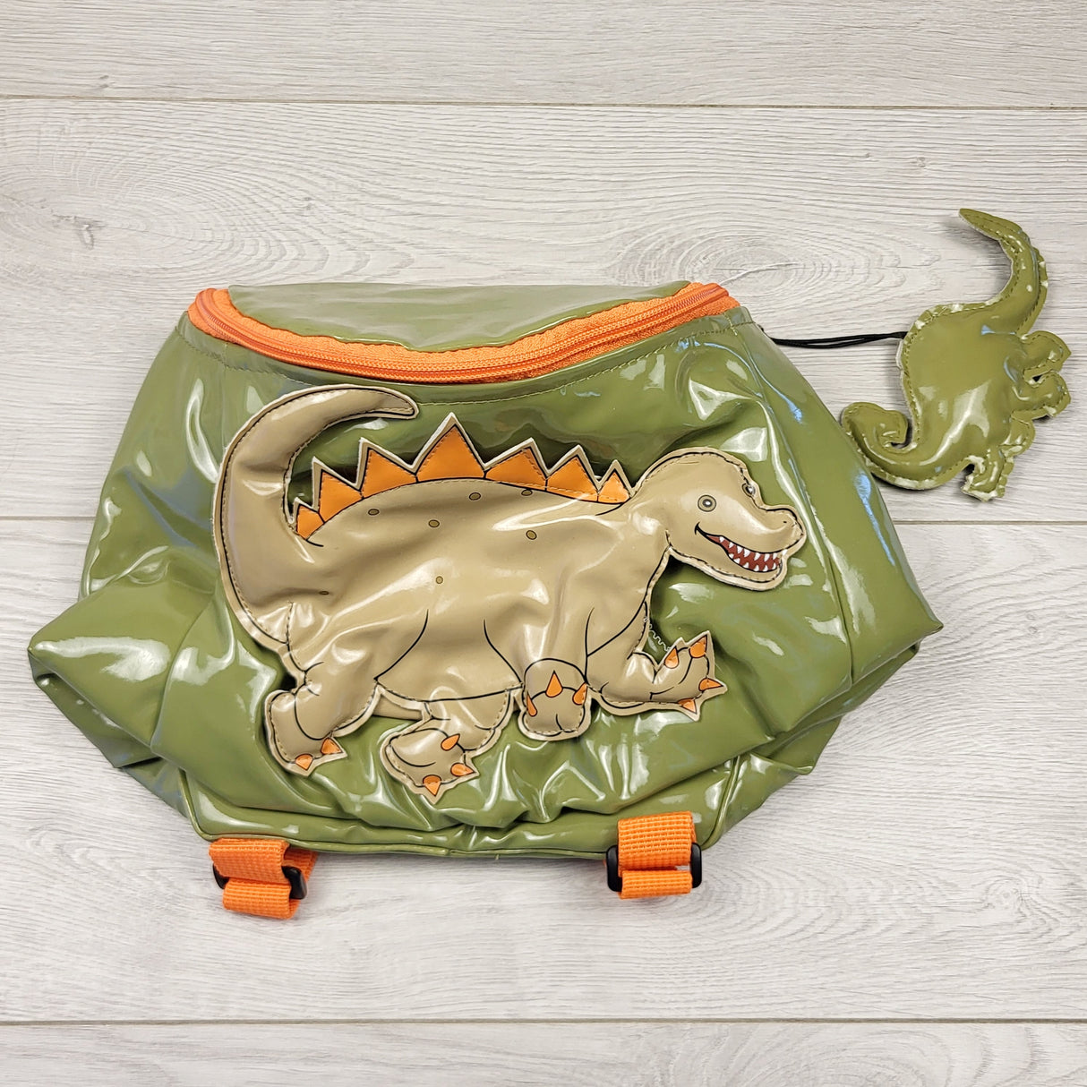 STFT2 - NEW - Kidorable dinosaur backpack