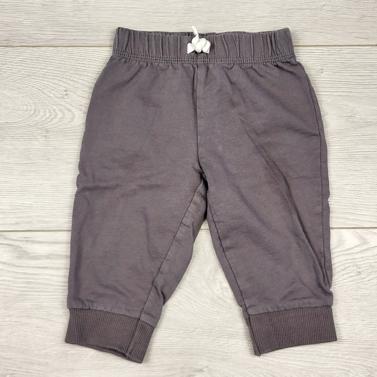 STFT22 - Carters grey cotton pants. Size 6 months