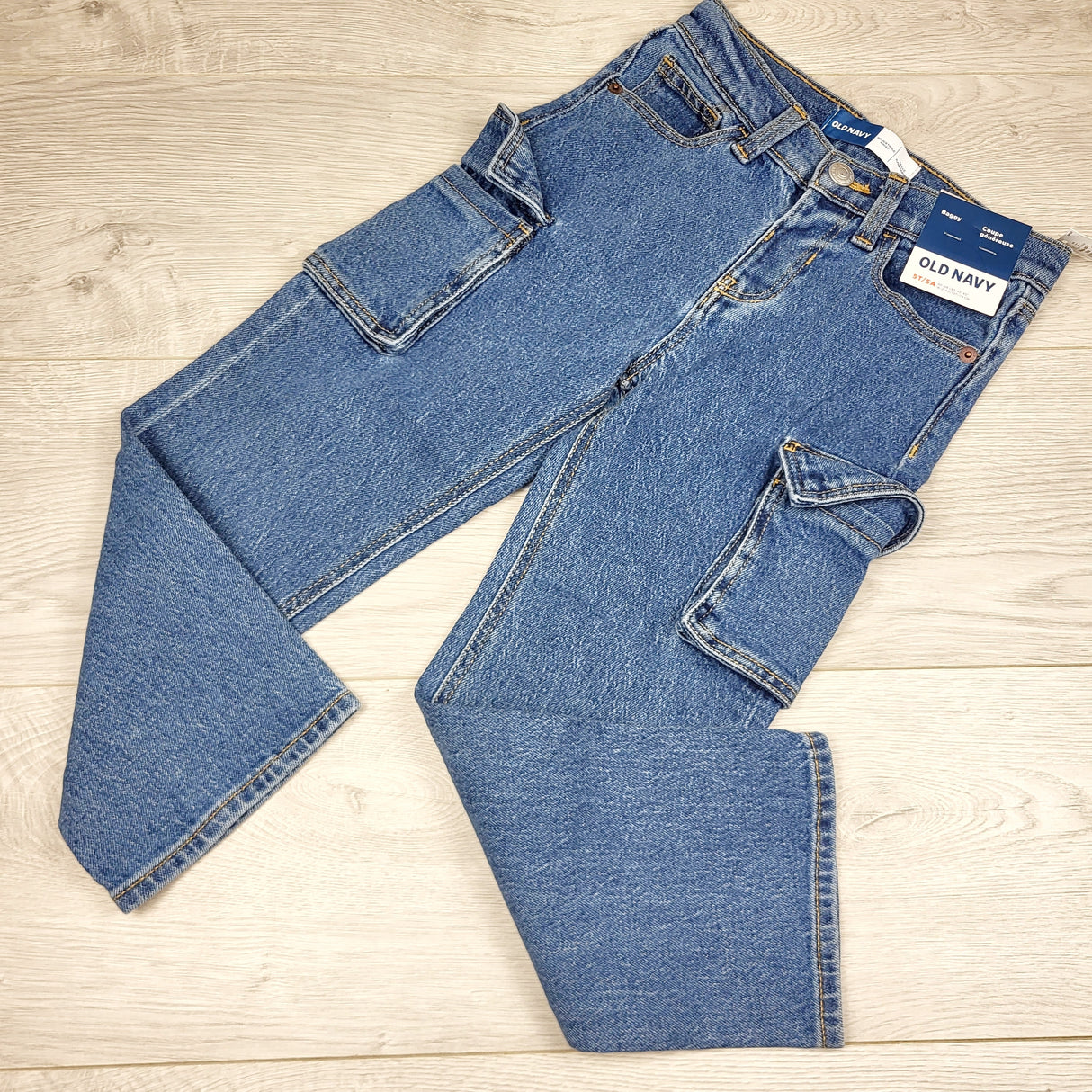 KHEN1 - NEW - Old Navy baggy jeans. Size 5T