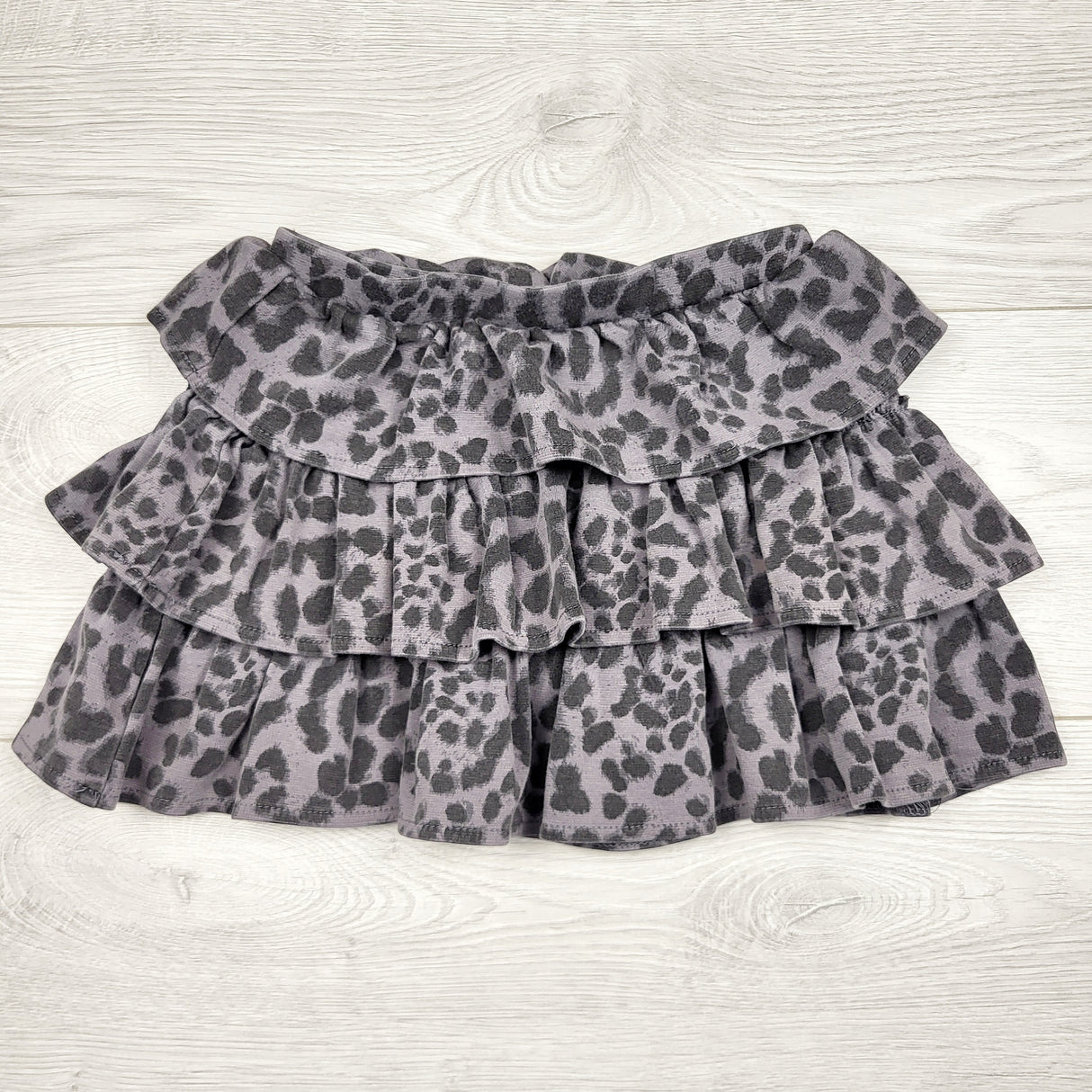 ADAL2 - Dex tiered leopard print skirt. Size 6