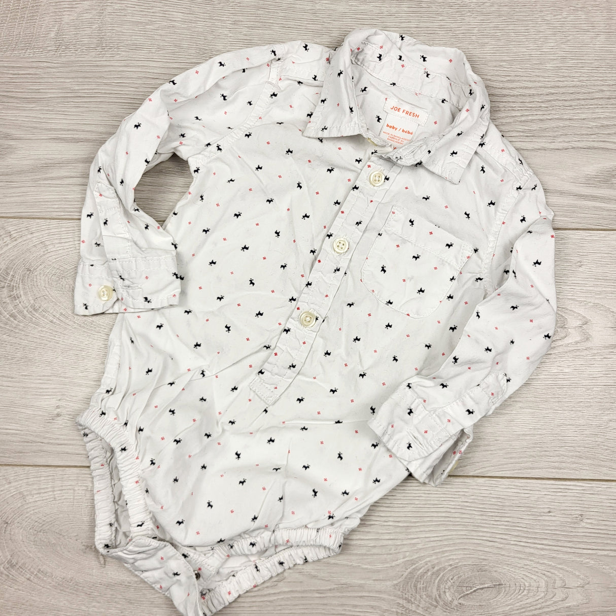 JMCL3 - Joe white button down bodysuit with moose. Size 12-18 months