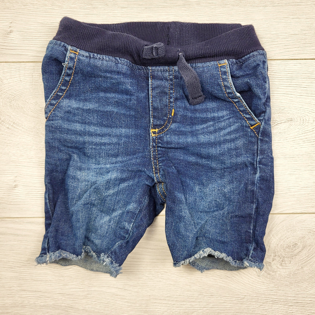 TCAD1 - Gap jean shorts with cotton waistband. Size 3T