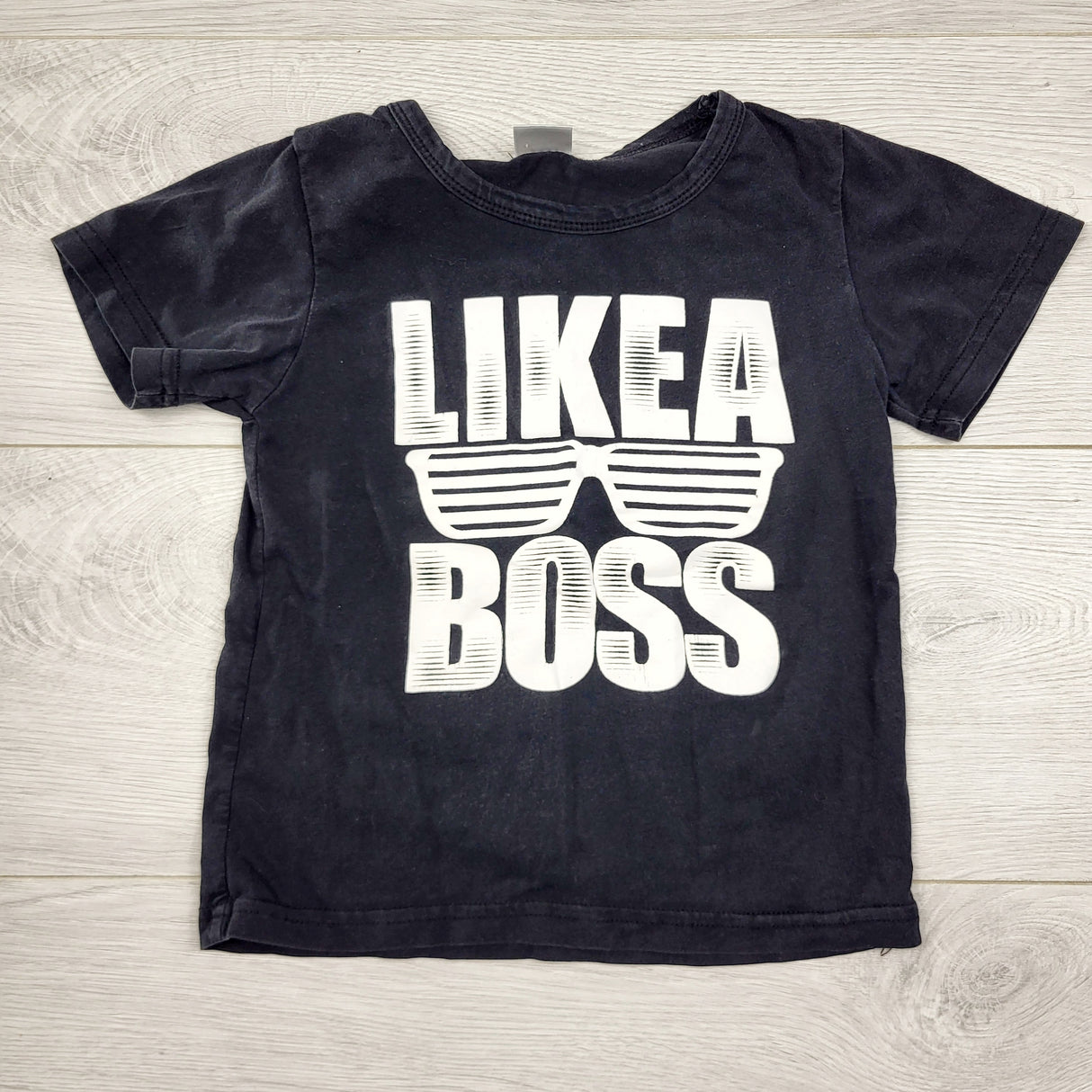 TCAD1 - Miniowl black "Like a Boss" t-shirt. Size 3T