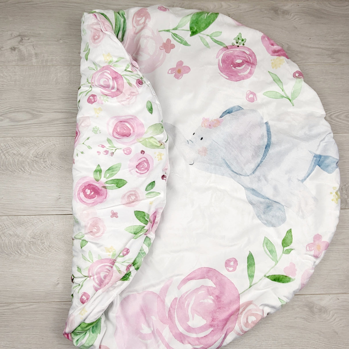 SBWN3 - Round plush floral print play mat. Local pick up or delivery only