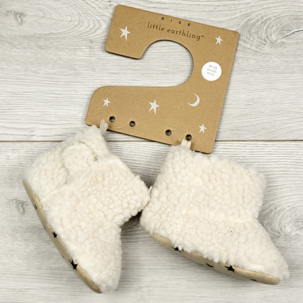 KHEN2 - NEW - Rise Little Earthling sherpa booties. Size 18-24 months