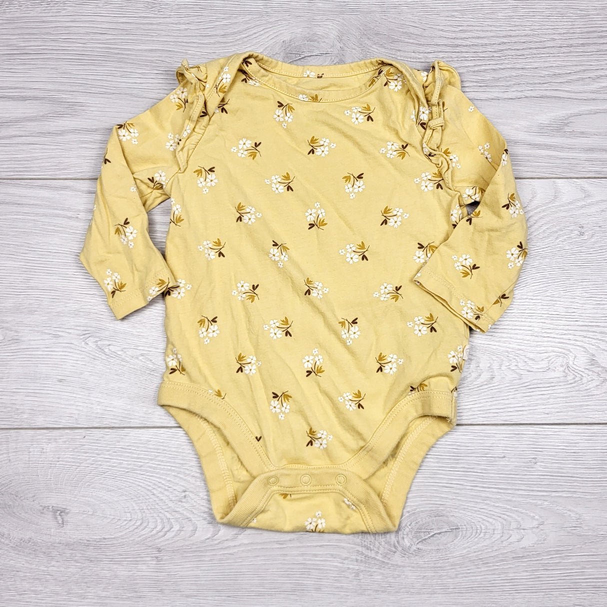 THNG1 - Gap yellow floral print bodysuit. Size 3-6 months