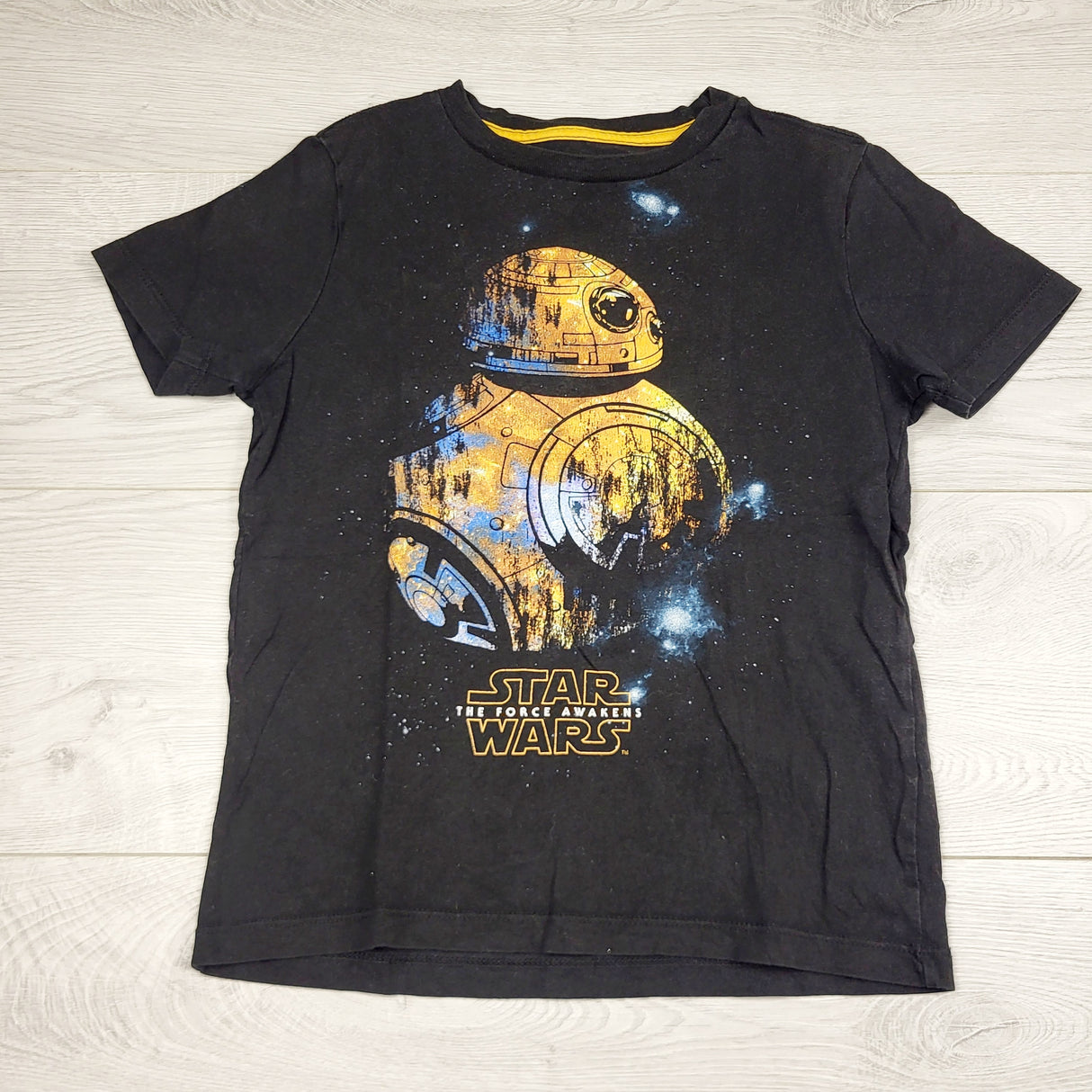 ATER1 - Old Navy black Star Wars t-shirt with BB-8. Size 6/7