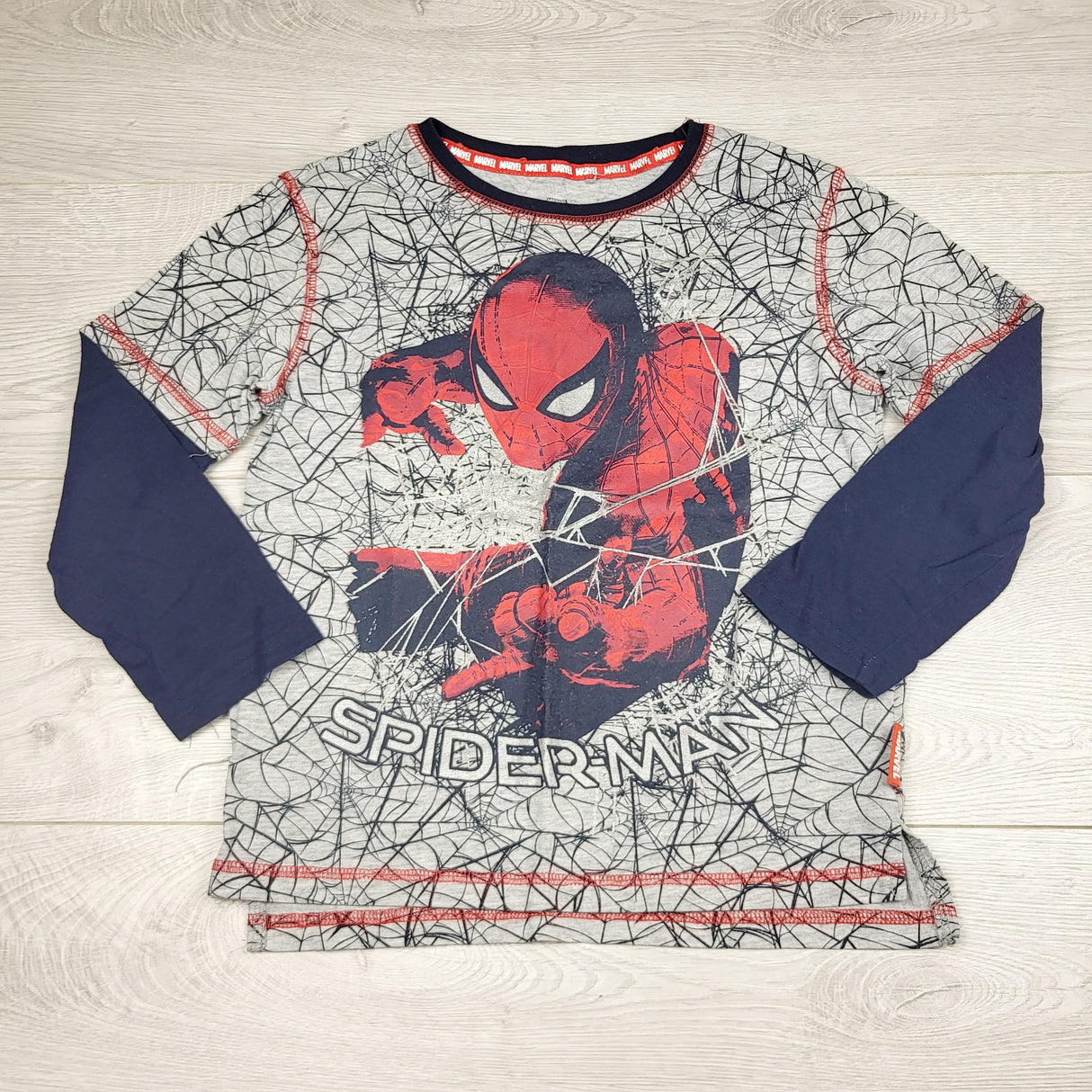 ATER1 - Spider-man fooler shirt. Size small (6/7ish)