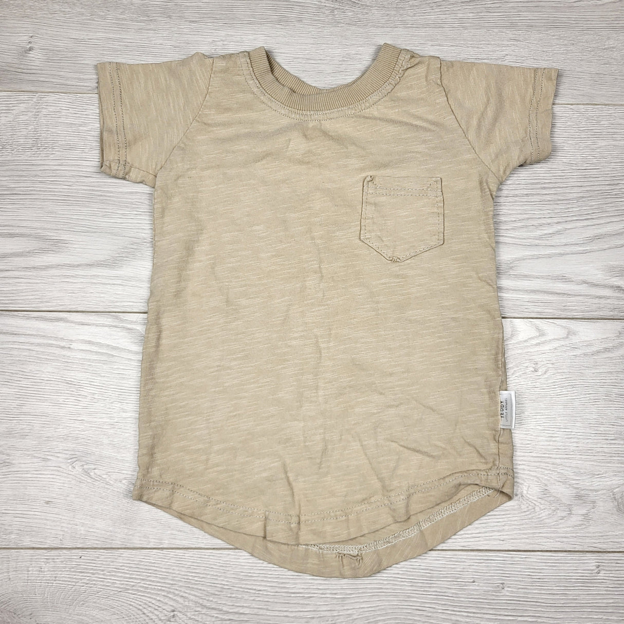 TSMP2 - Teddy Little Apparel beige handmade pocket t-shirt. Size 2T