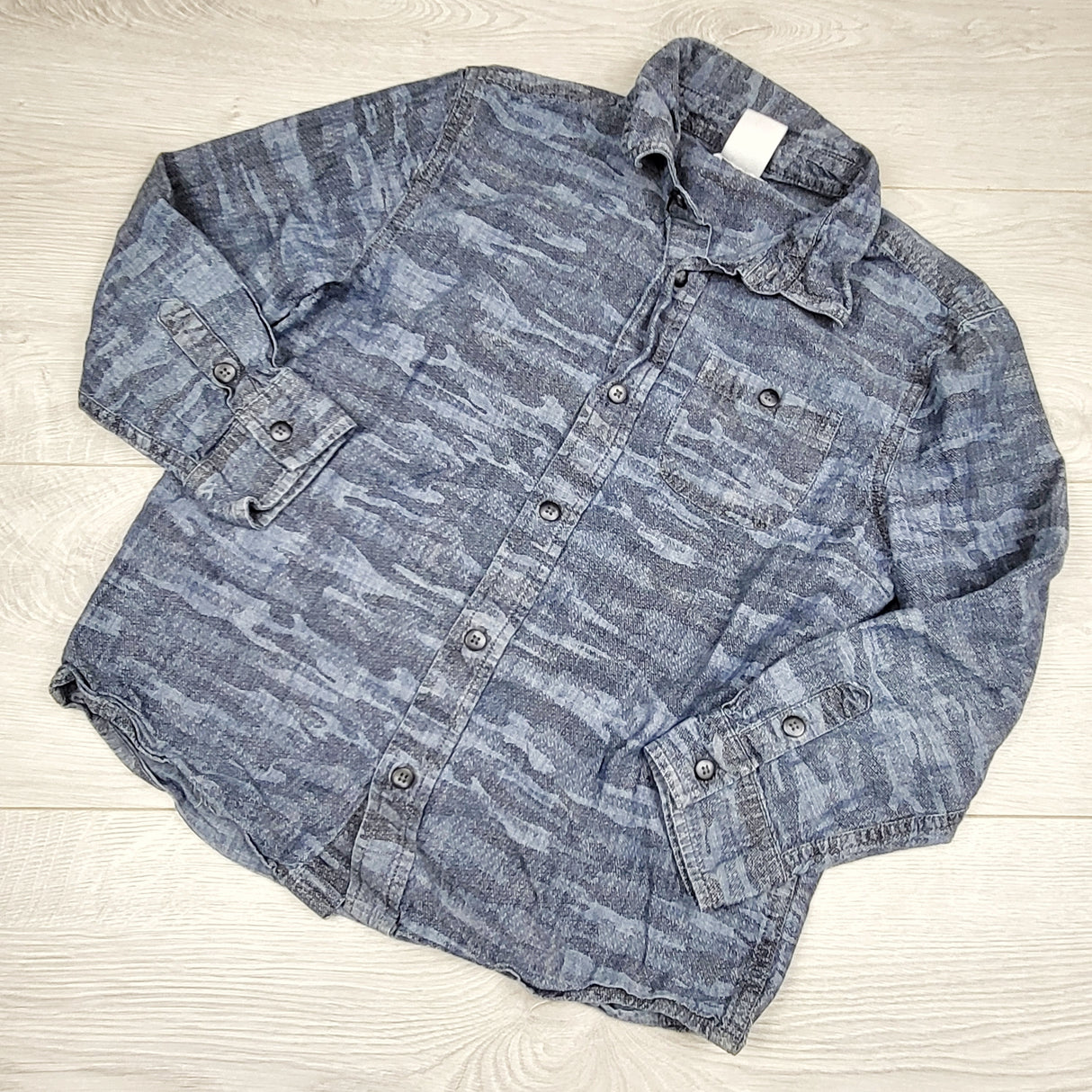 ATER2 - Joe camouflage denim look button down shirt. Size 8