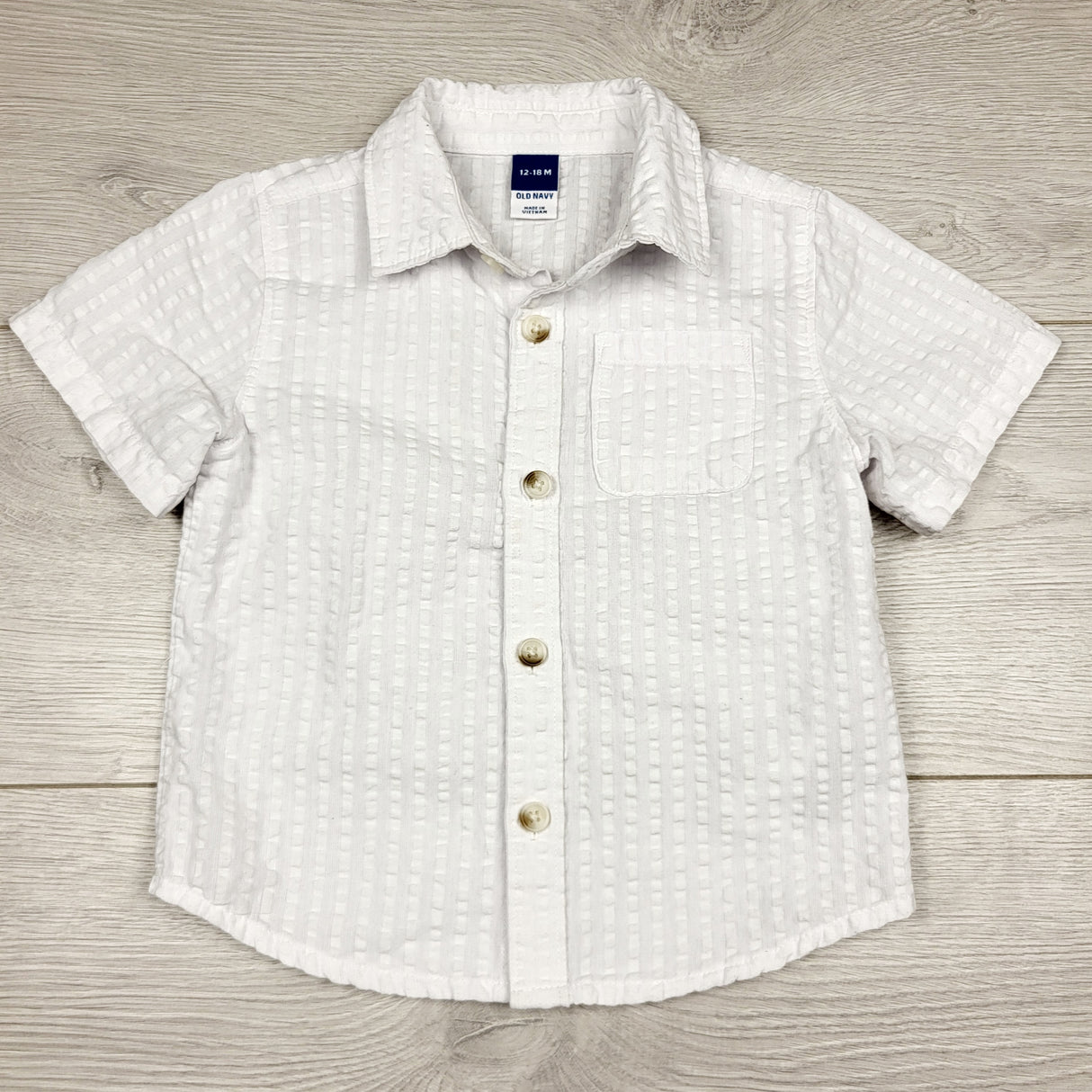 CHFF11 - Old Navy white textured button down shirt. Size 12-18 months