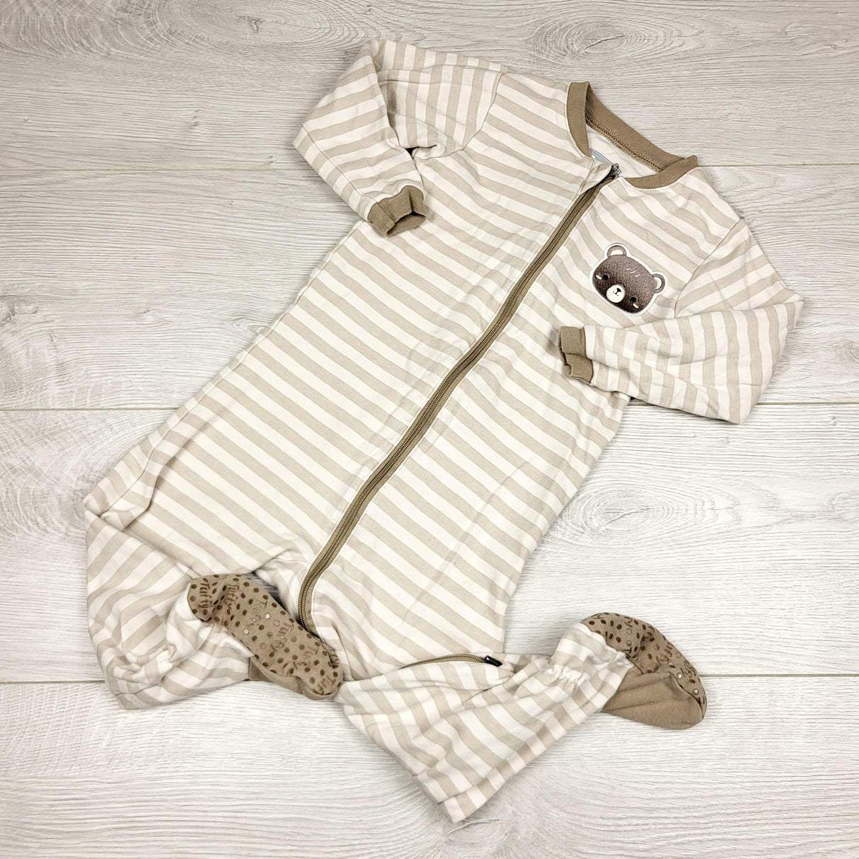 CHFF11 - Tuffy beige striped zippered cotton sleeper with bear. Size 18 months