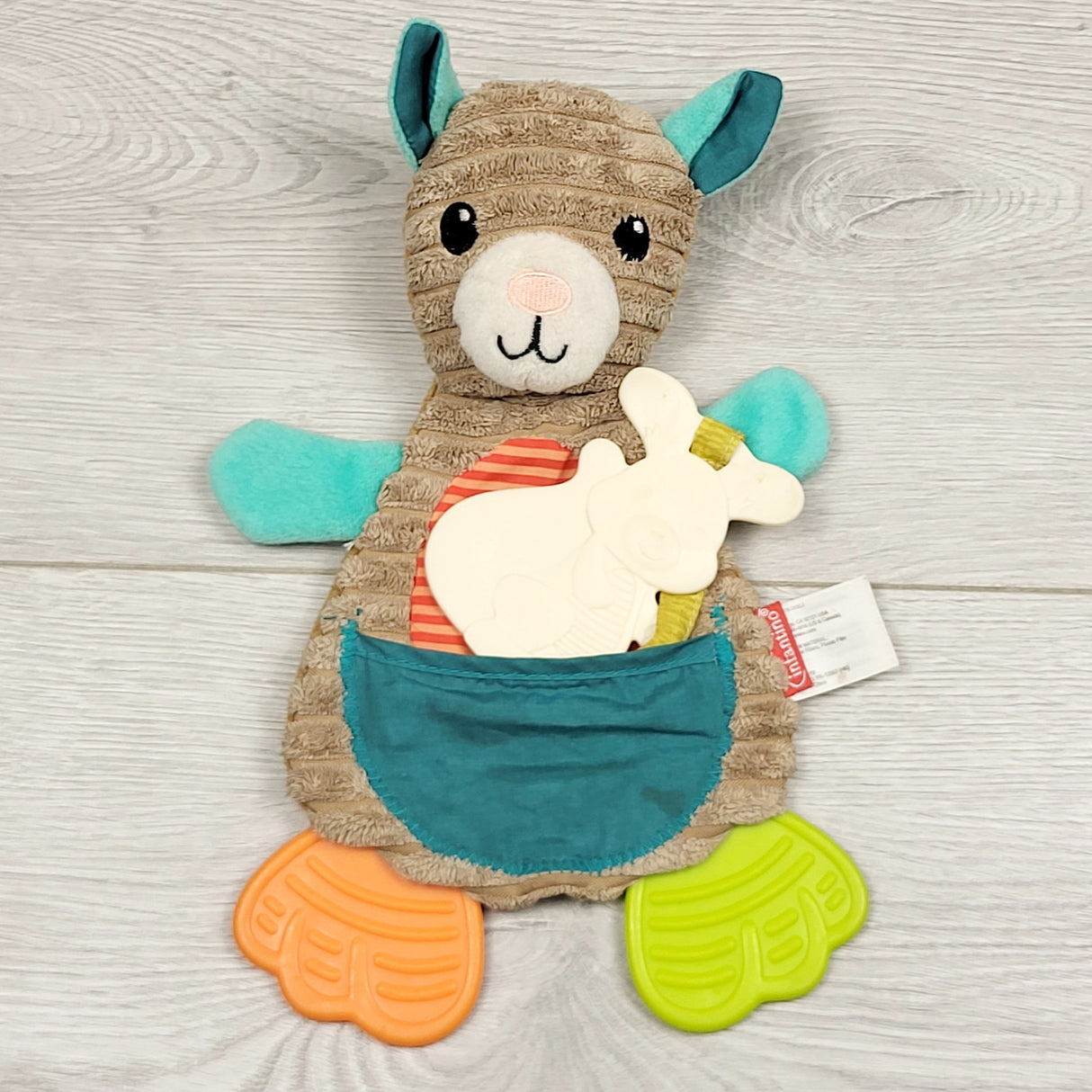 CRTH1 - Infantino "cuddly kangaroo" teether toy